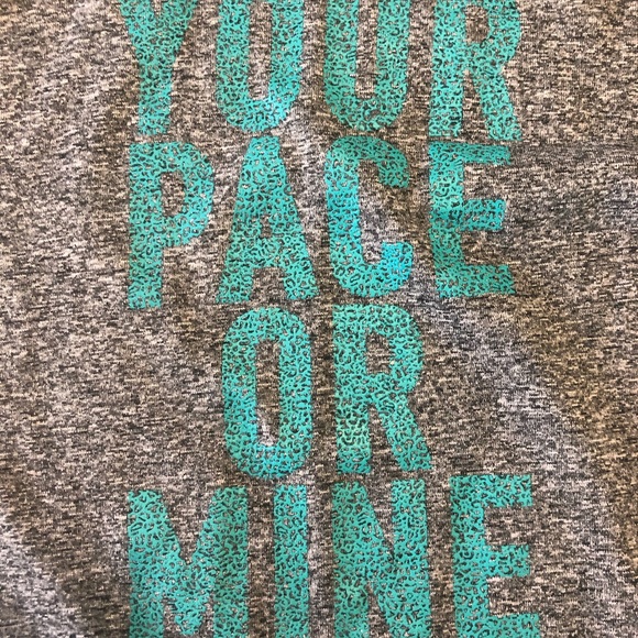 Old Navy Active Gray Long Sleeve Shirt - Picture 2 of 6